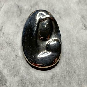 Rare retired James Avery “Mothers Joy” pendant